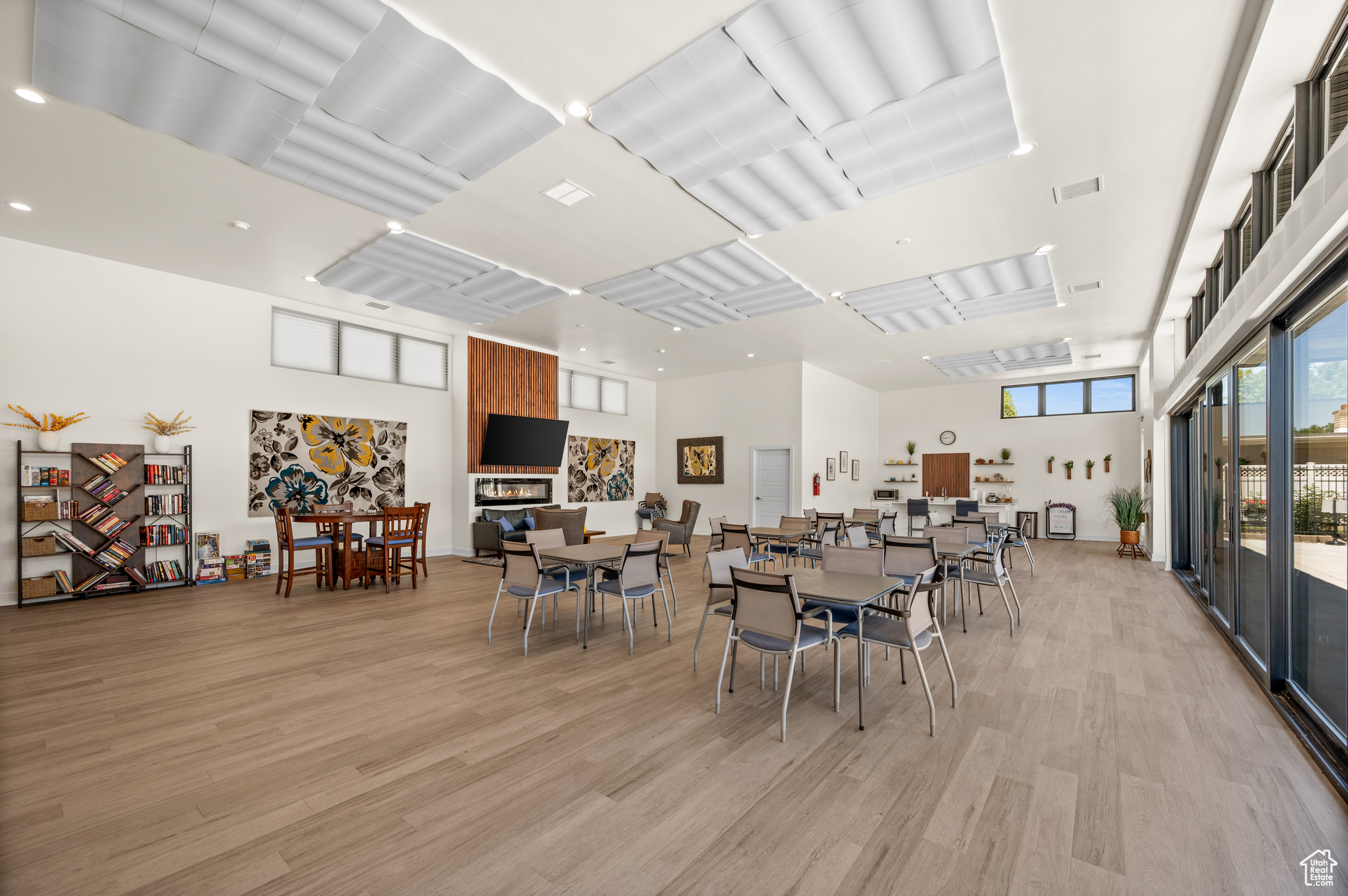 CAPRI PARK - Residential