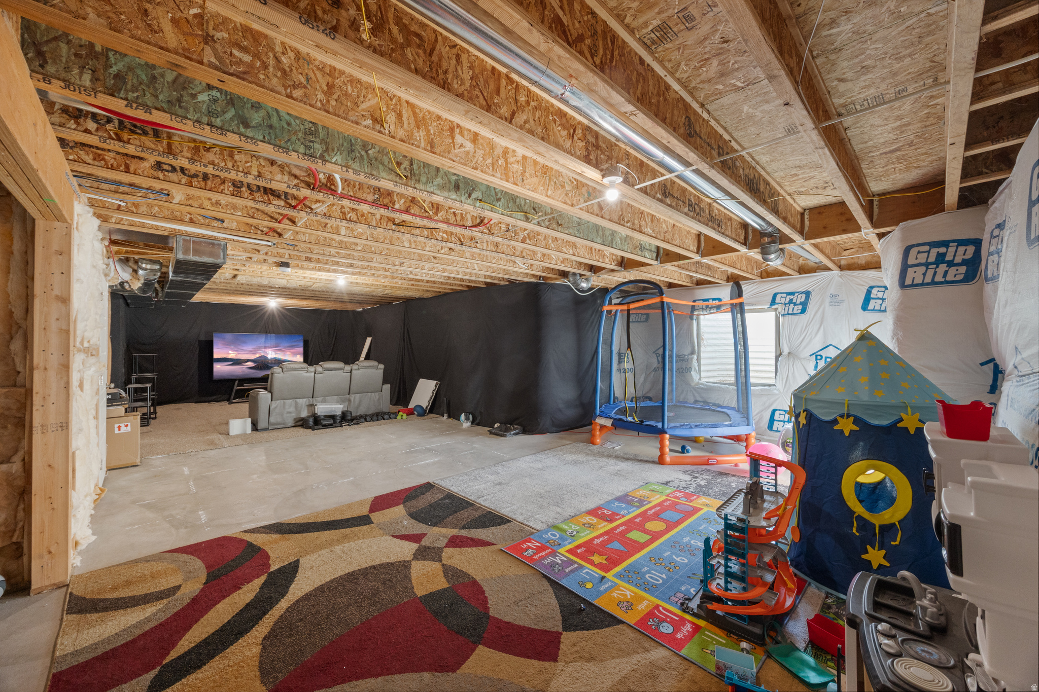 ASPEN HILLS - Residential