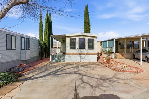 Tiny photo for 1160 E TELEGRAPH St #9, Washington, UT 84780 (MLS # 2139842)