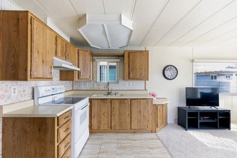 Tiny photo for 1160 E TELEGRAPH St #9, Washington, UT 84780 (MLS # 2139842)