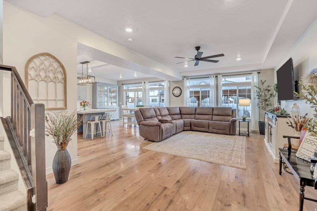 Photo of 58 E INLET SPRING DR, Saratoga Springs, UT 84045 (MLS # 2140927)