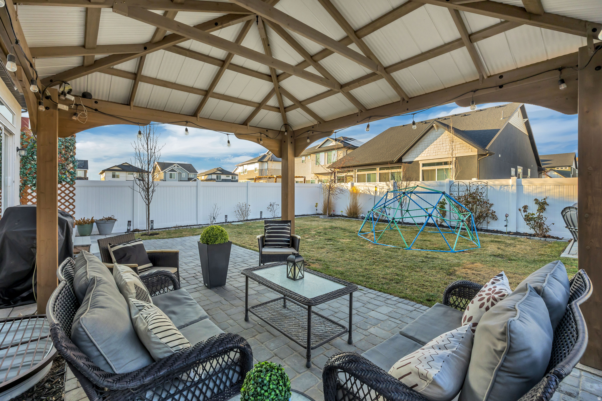 WANDER - Residential