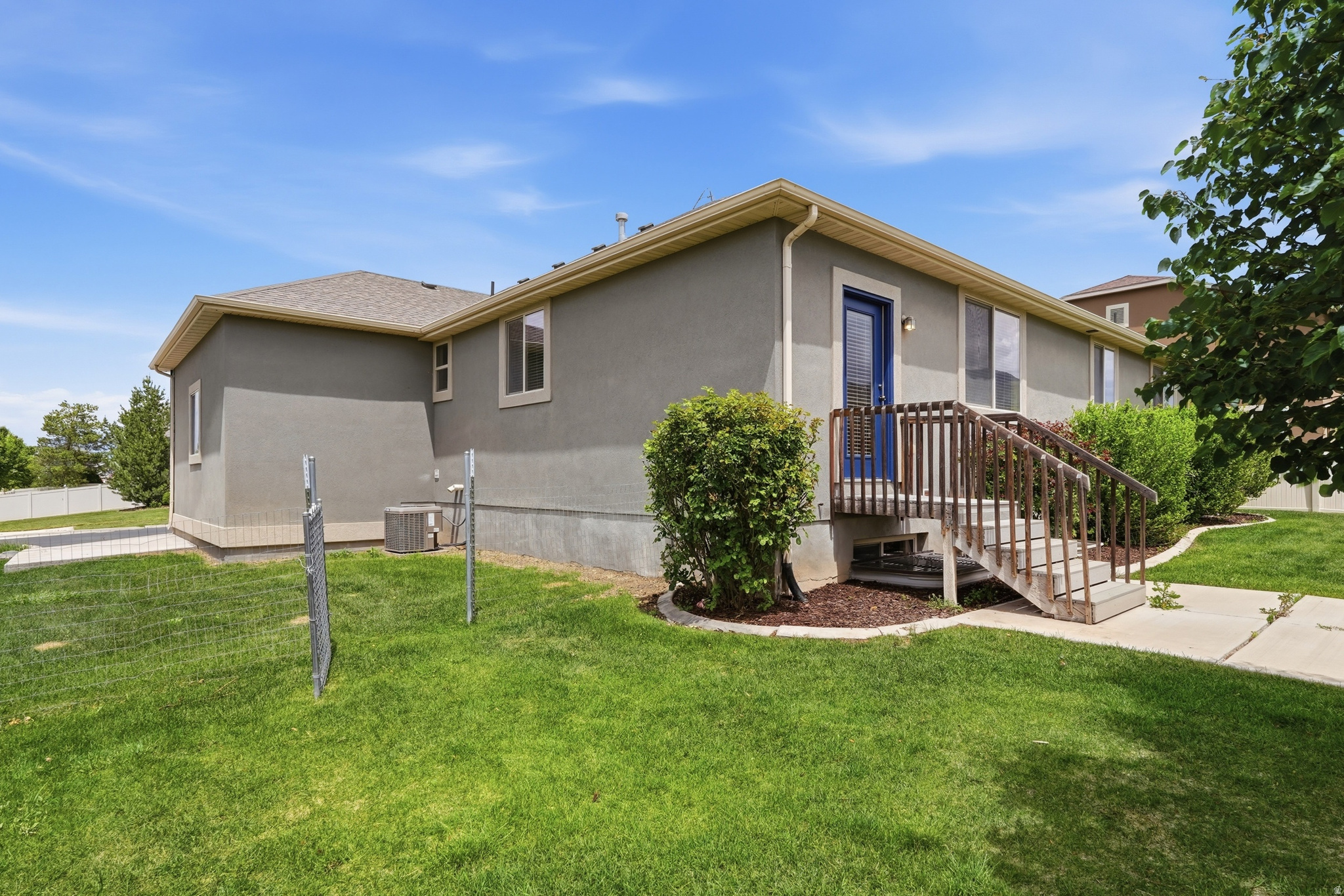 SALEM PARK - Residential