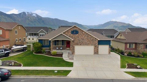 Homes For Sale - 356 E Salem Park Cir<br/> Salem, UT 84653