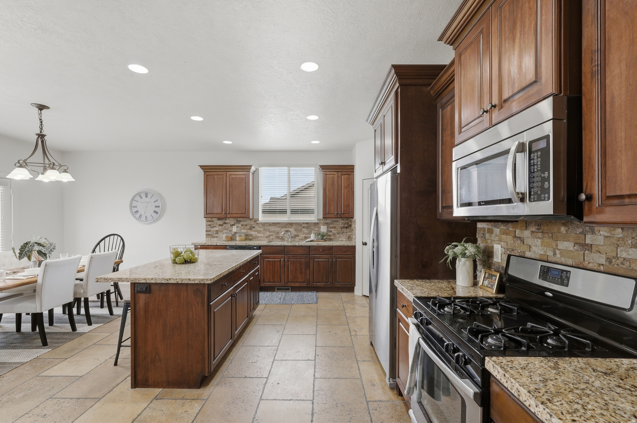 SALEM PARK - Residential