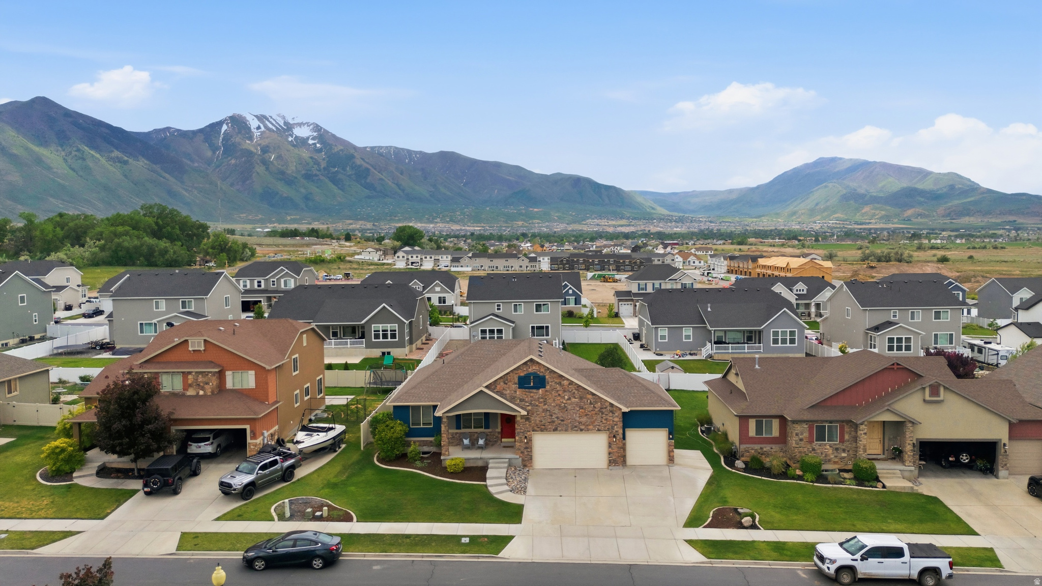 SALEM PARK - Residential