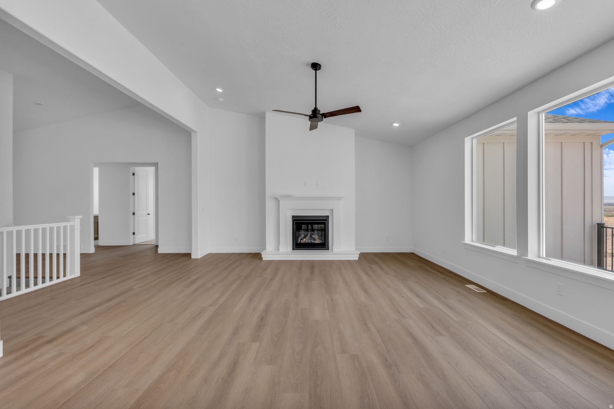 SCARLET RIDGE - Residential