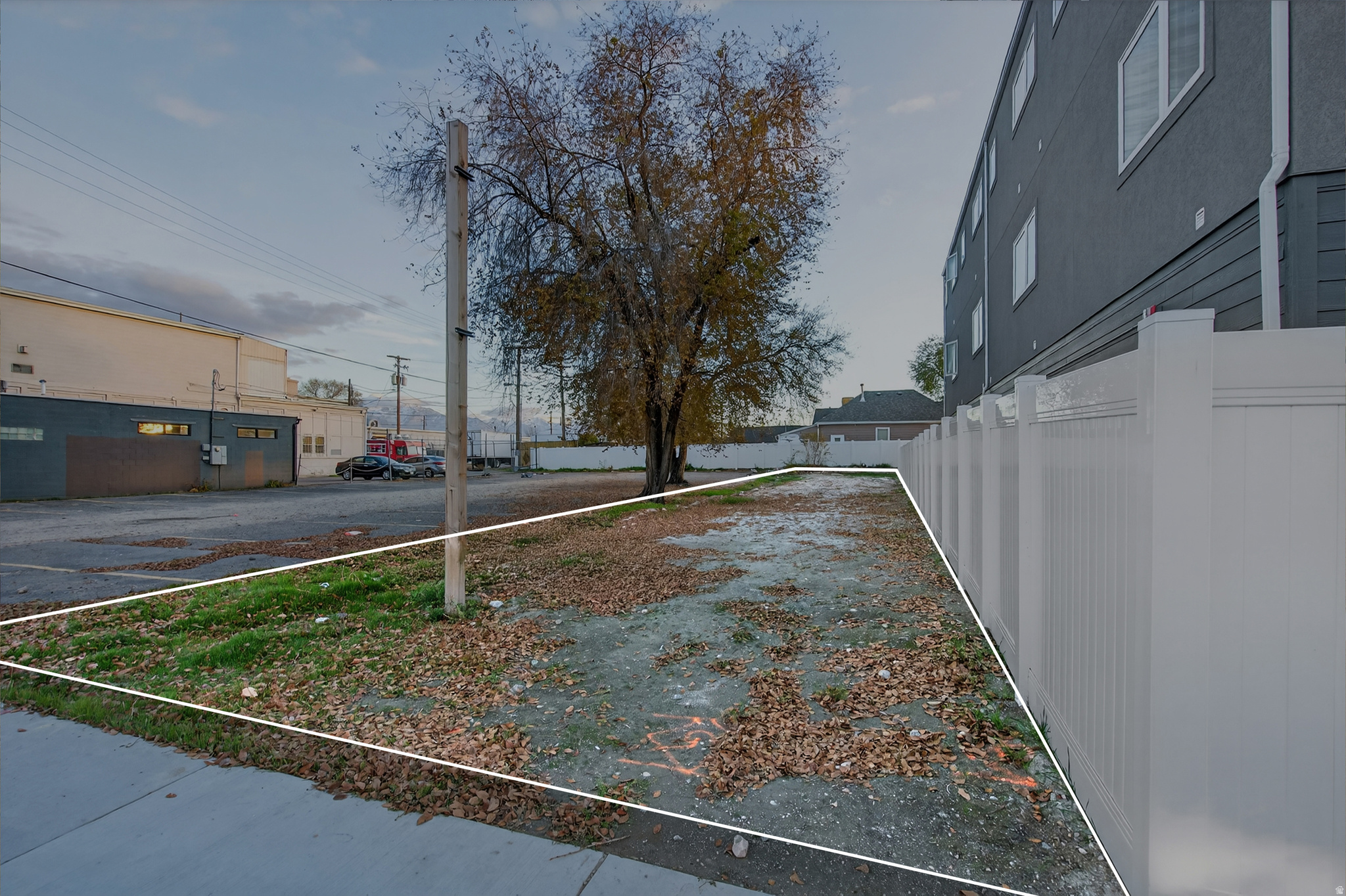 7020 - Commercial Sale