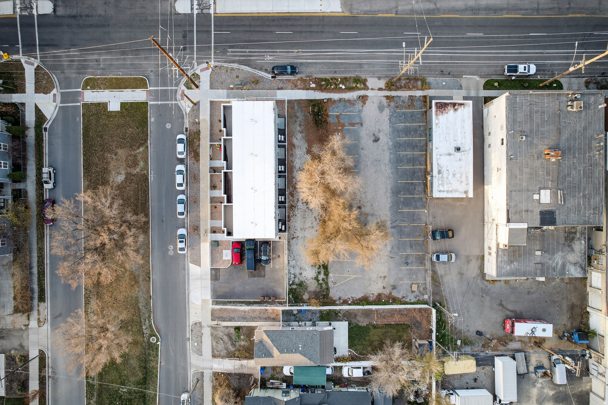 7020 - Commercial Sale