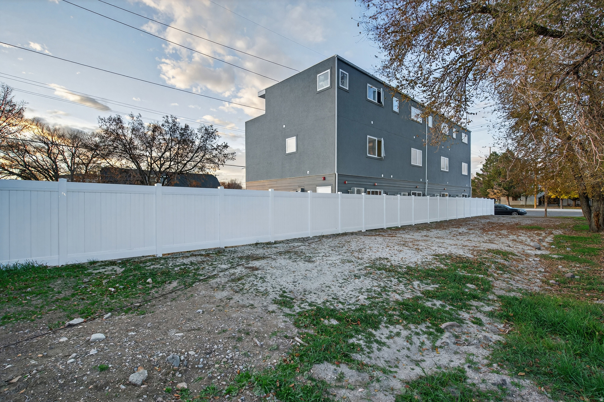 7020 - Commercial Sale