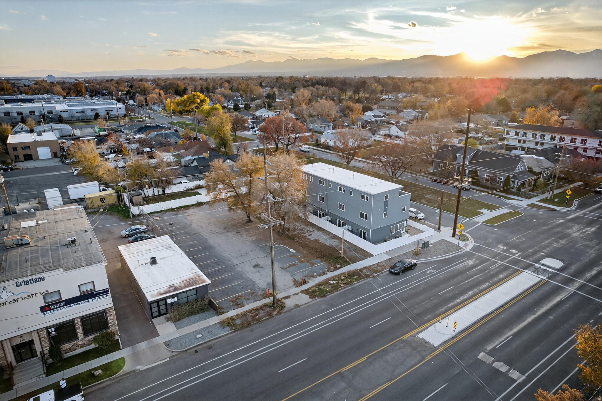 7020 - Commercial Sale