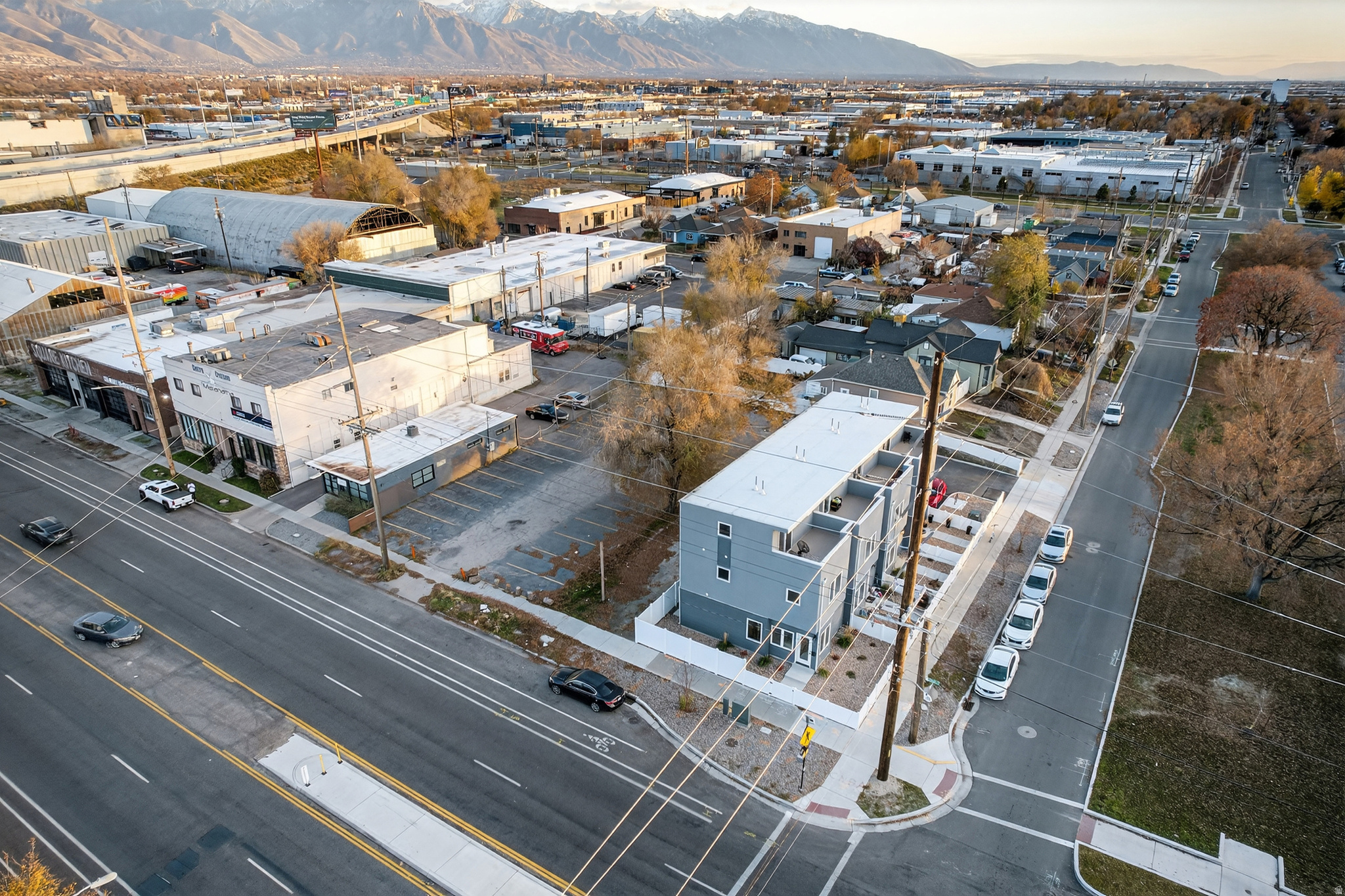 7020 - Commercial Sale