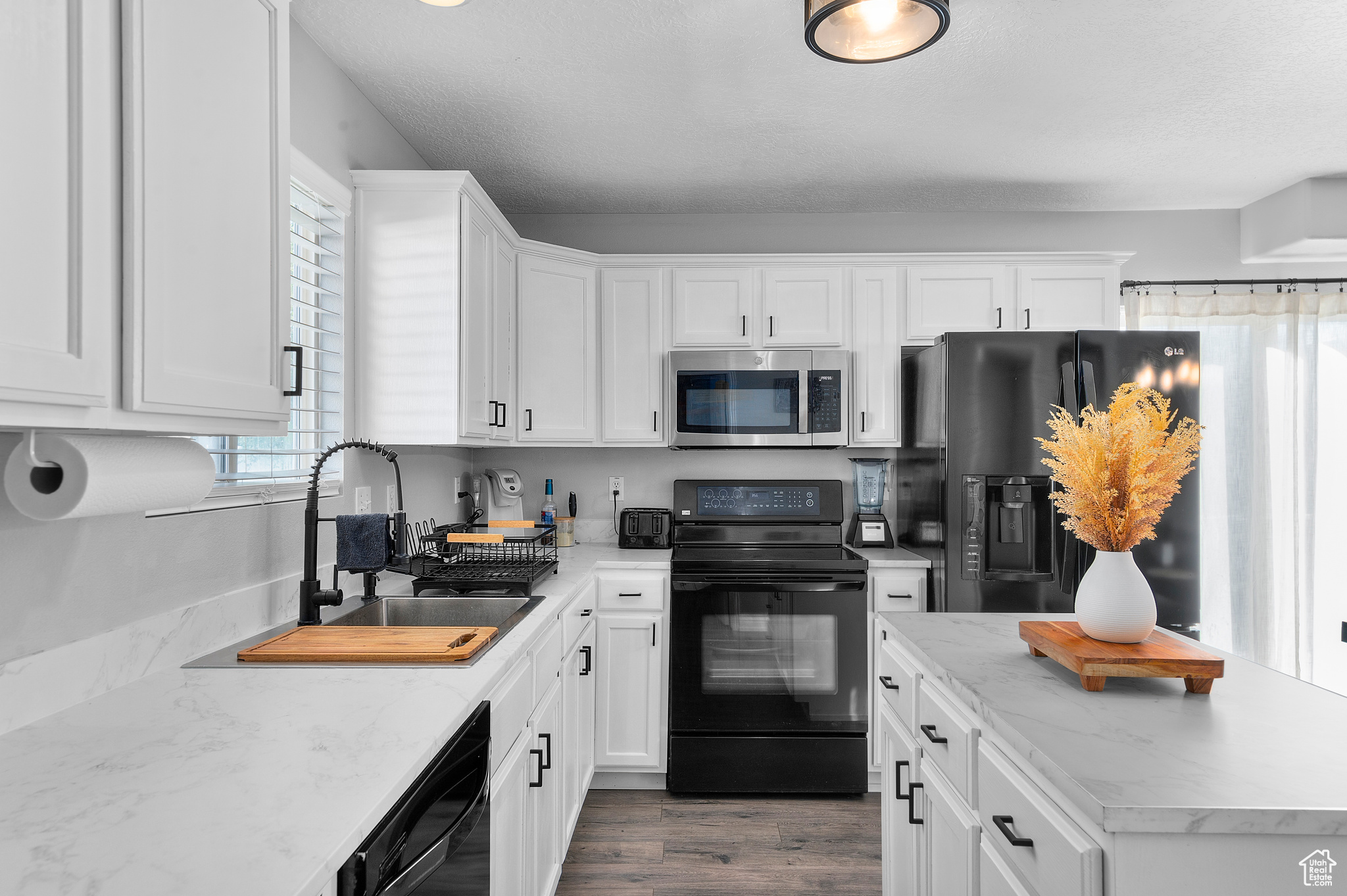 ANJEANETTE ESTATES AMD - Residential