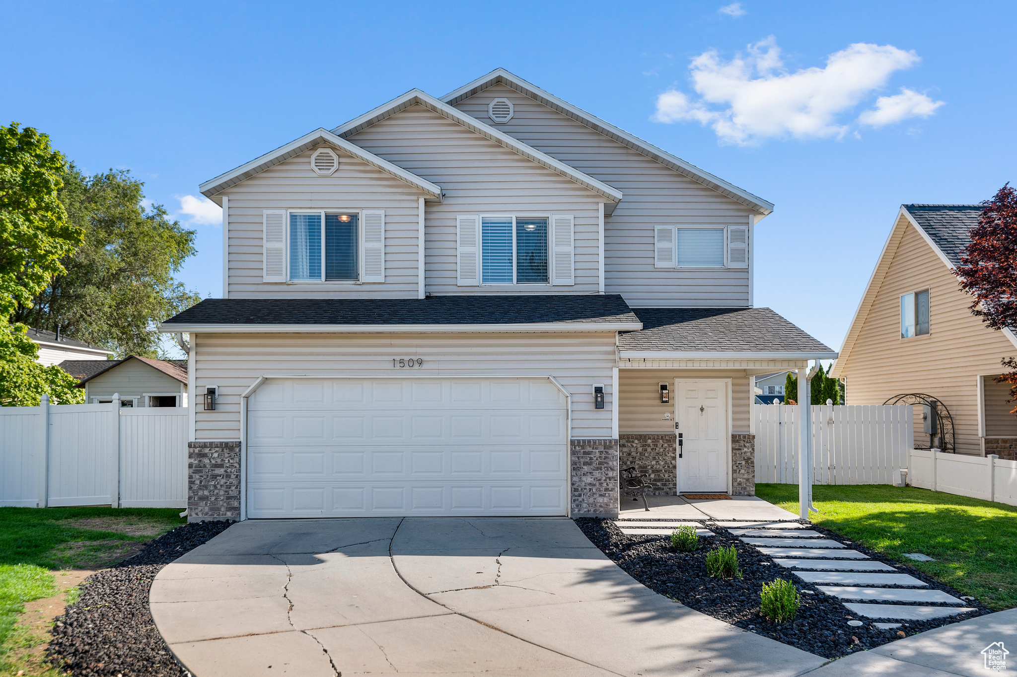ANJEANETTE ESTATES AMD - Residential