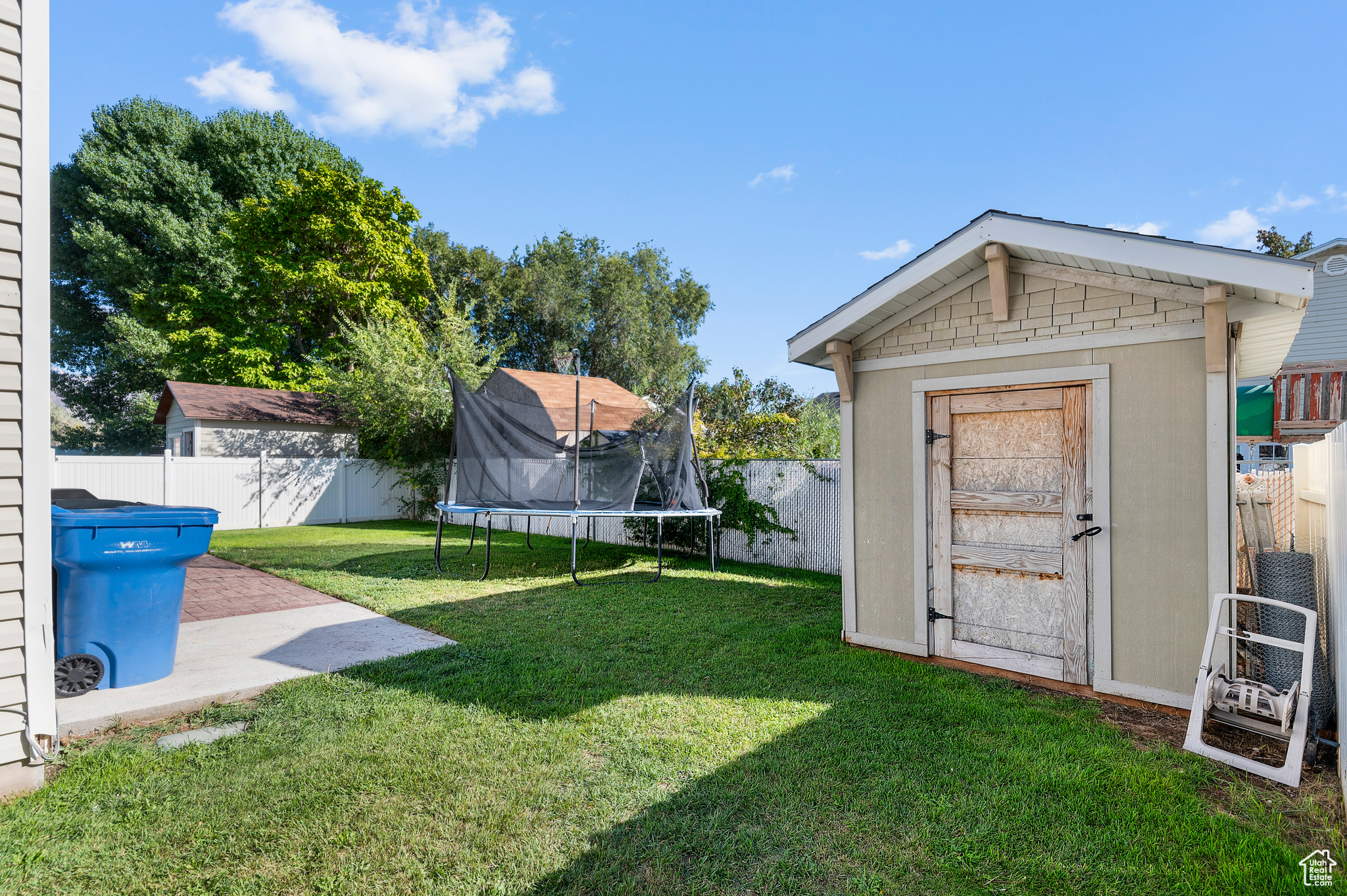 ANJEANETTE ESTATES AMD - Residential