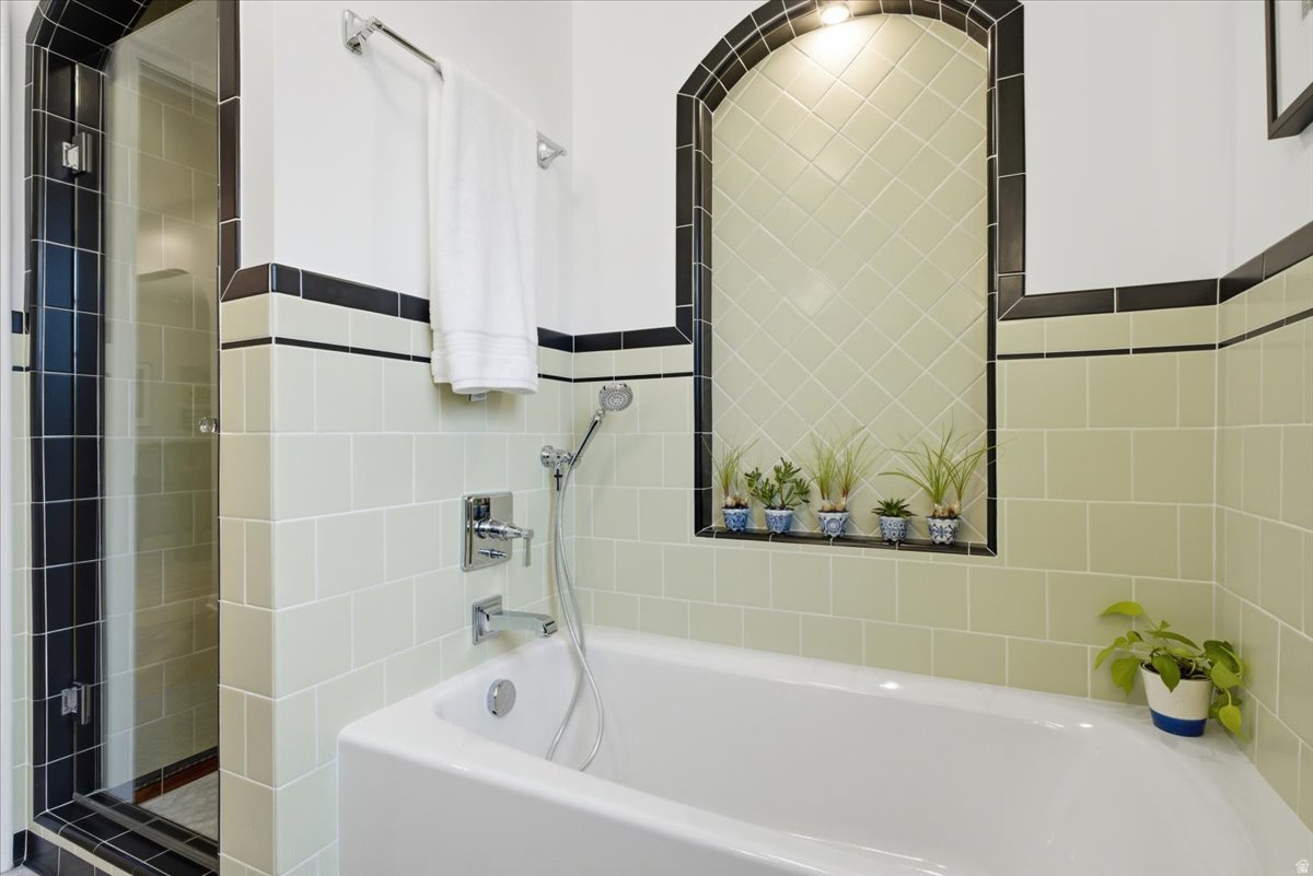 YALECREST HEIGHTS HA - Residential