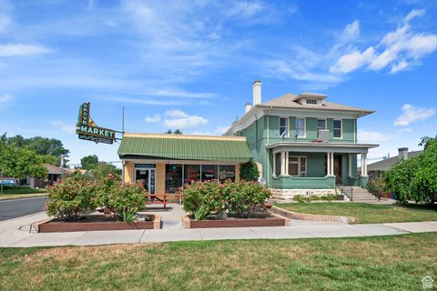 Photo of 1902 S MAIN ST, Salt Lake City, UT 84115 (MLS # 2101494) Photo of 1902 S MAIN ST, Salt Lake City, UT 84115 (MLS # 2101494)