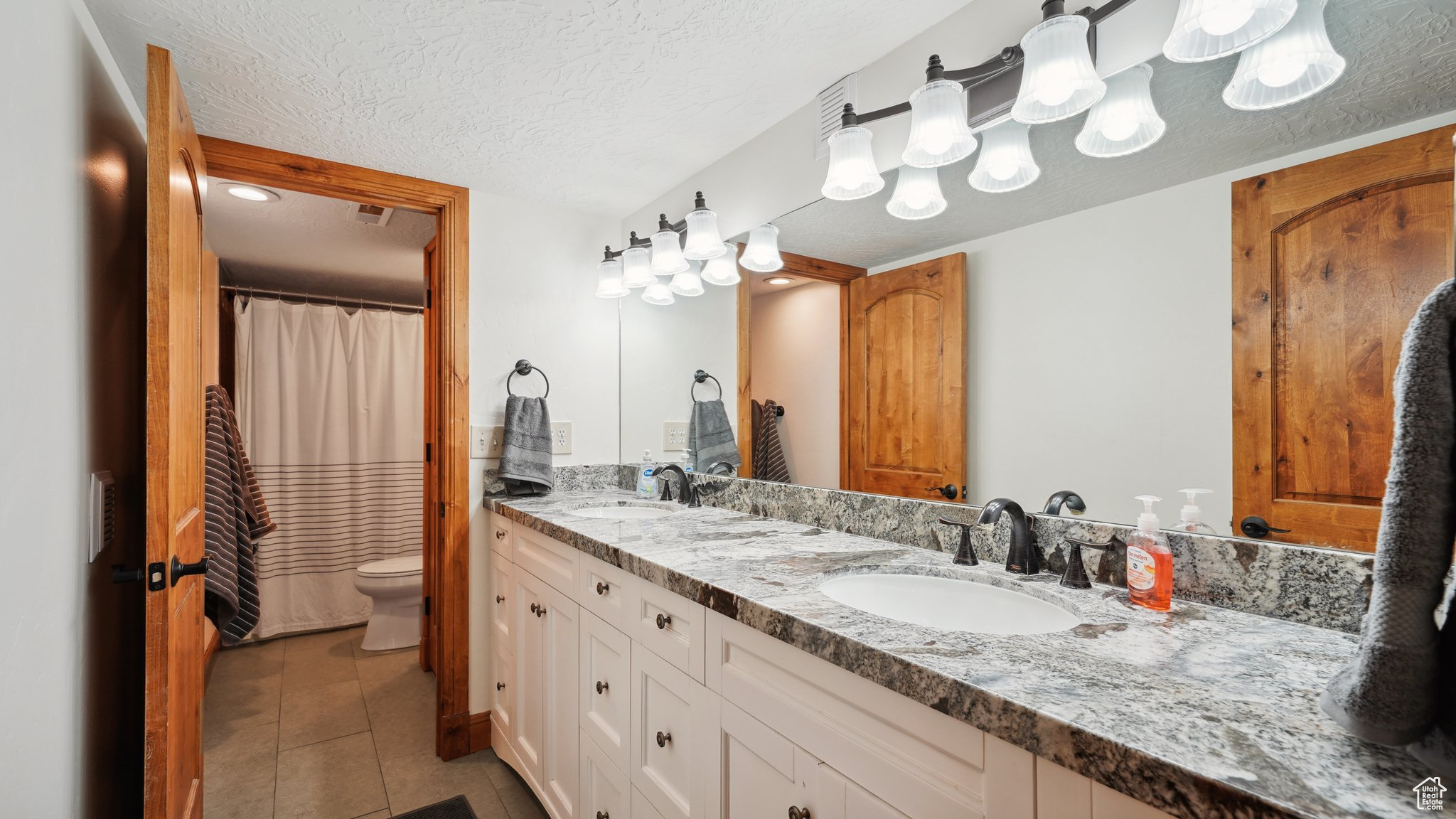 MIDWAY VALLEY ESTATE - Residential