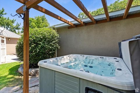 Tiny photo for 924 E COLLEGE ST, Millcreek, UT 84117 (MLS # 2115177)