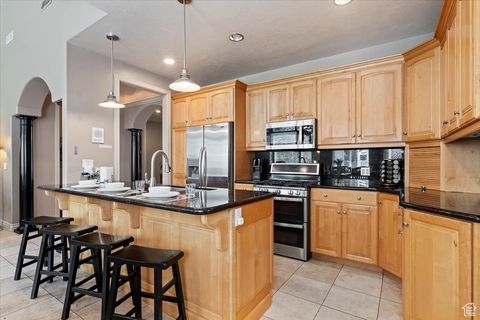 Tiny photo for 924 E COLLEGE ST, Millcreek, UT 84117 (MLS # 2115177)