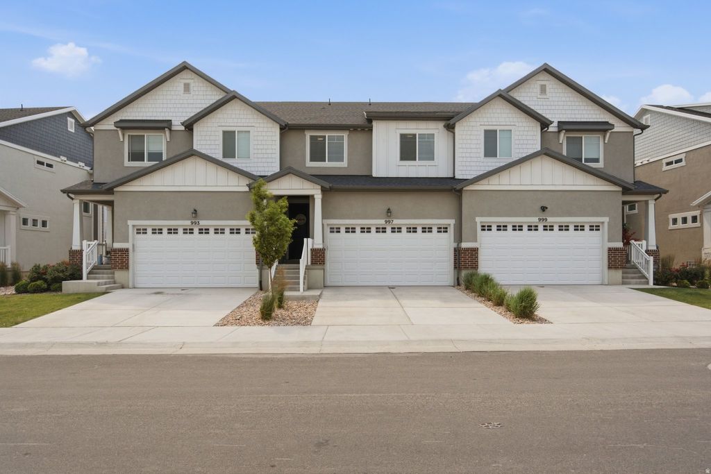 Photo of 997 N LEDGER DR, Saratoga Springs, UT 84045 (MLS # 2168700)