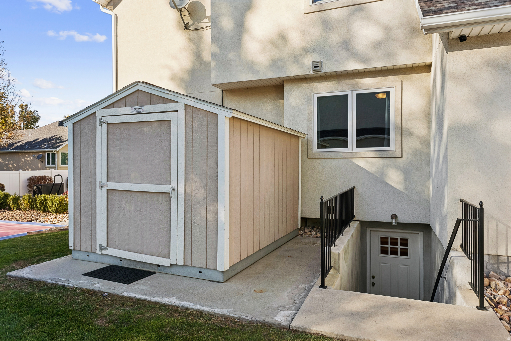 LONE PEAK MEADOWS - Residential