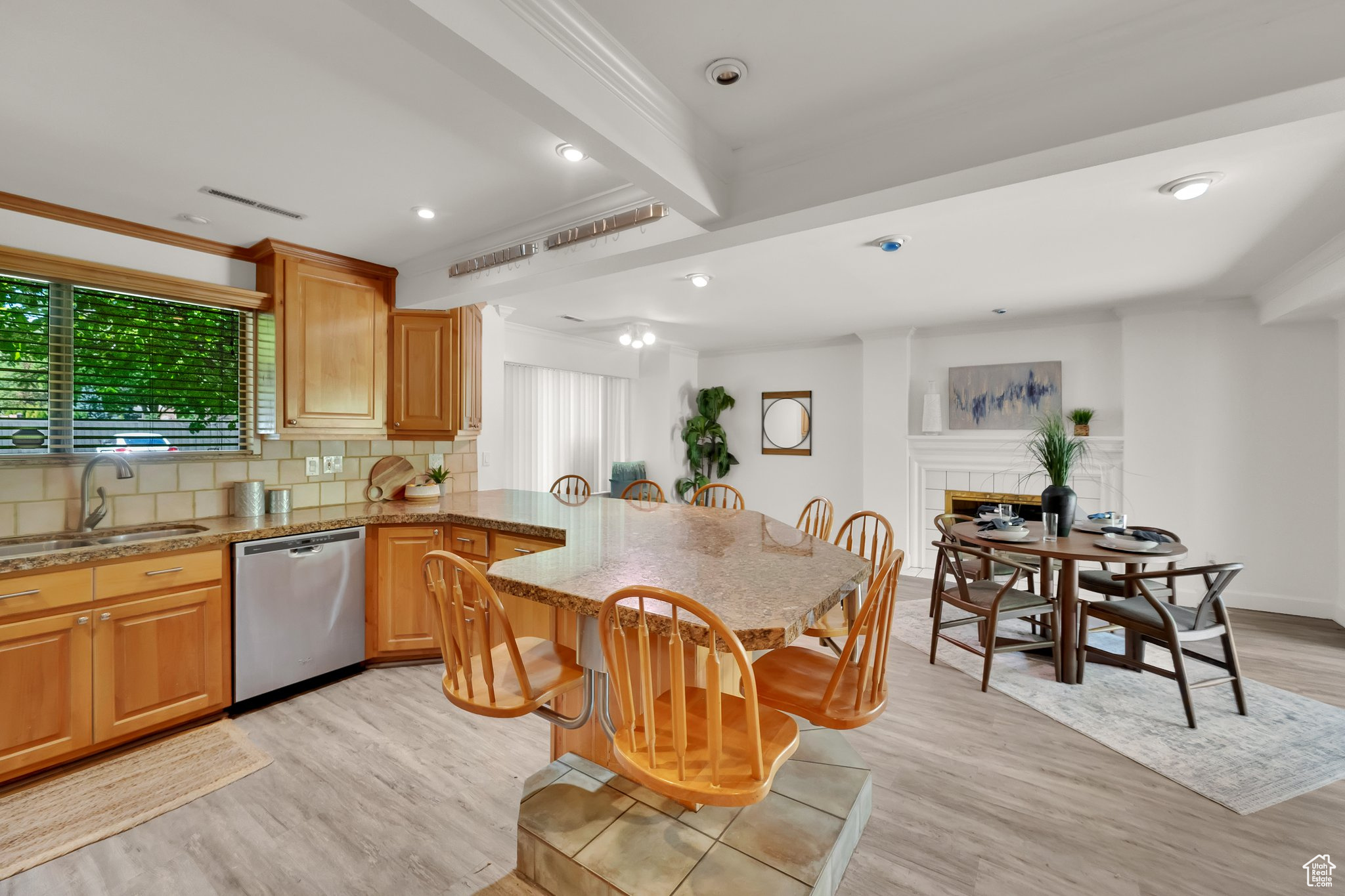 SHADOWBROOK - Residential