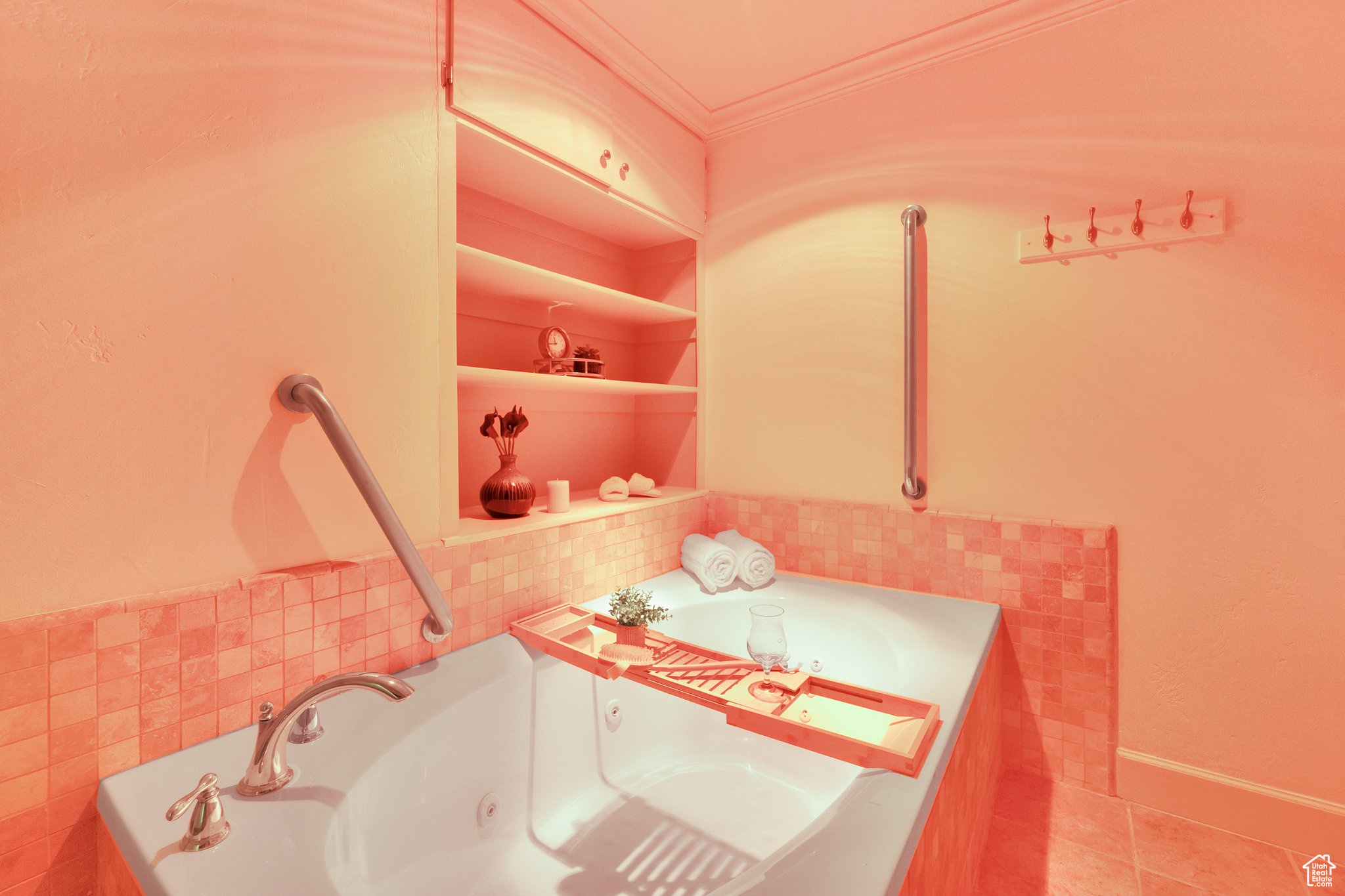 SHADOWBROOK - Residential