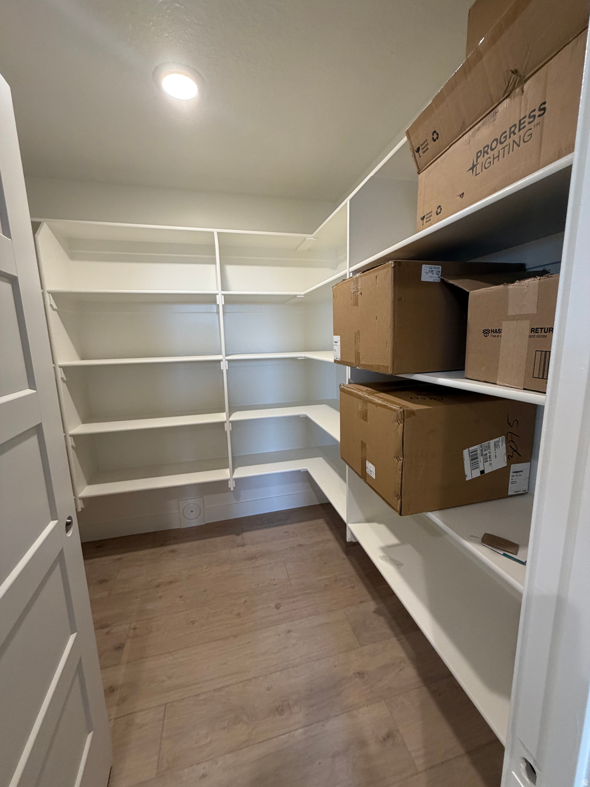 CRAYTHORN HOMESTEAD - Residential