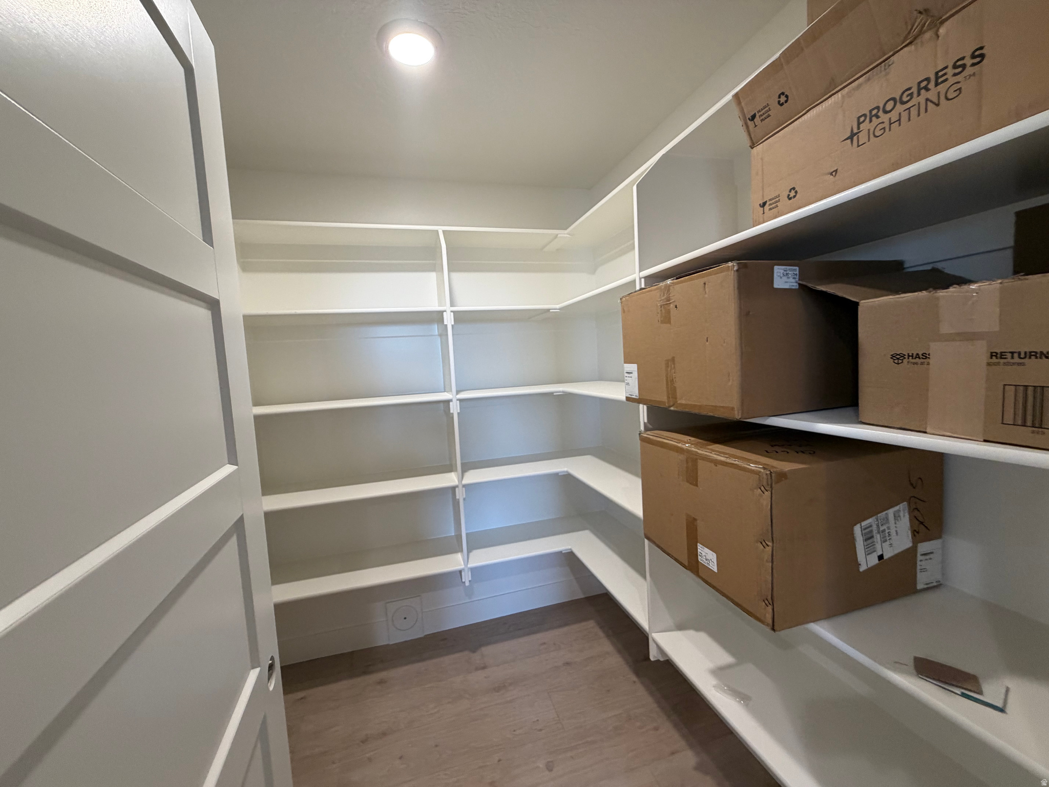 CRAYTHORN HOMESTEAD - Residential