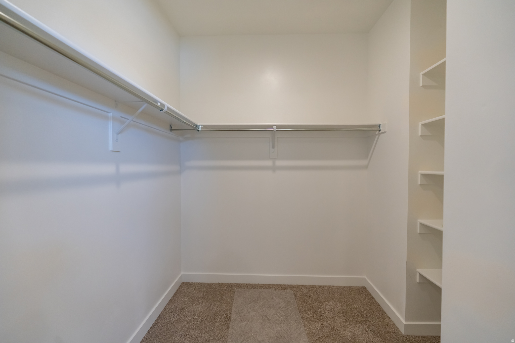 THE ESTATES AT SUNSET FLATS - Residential