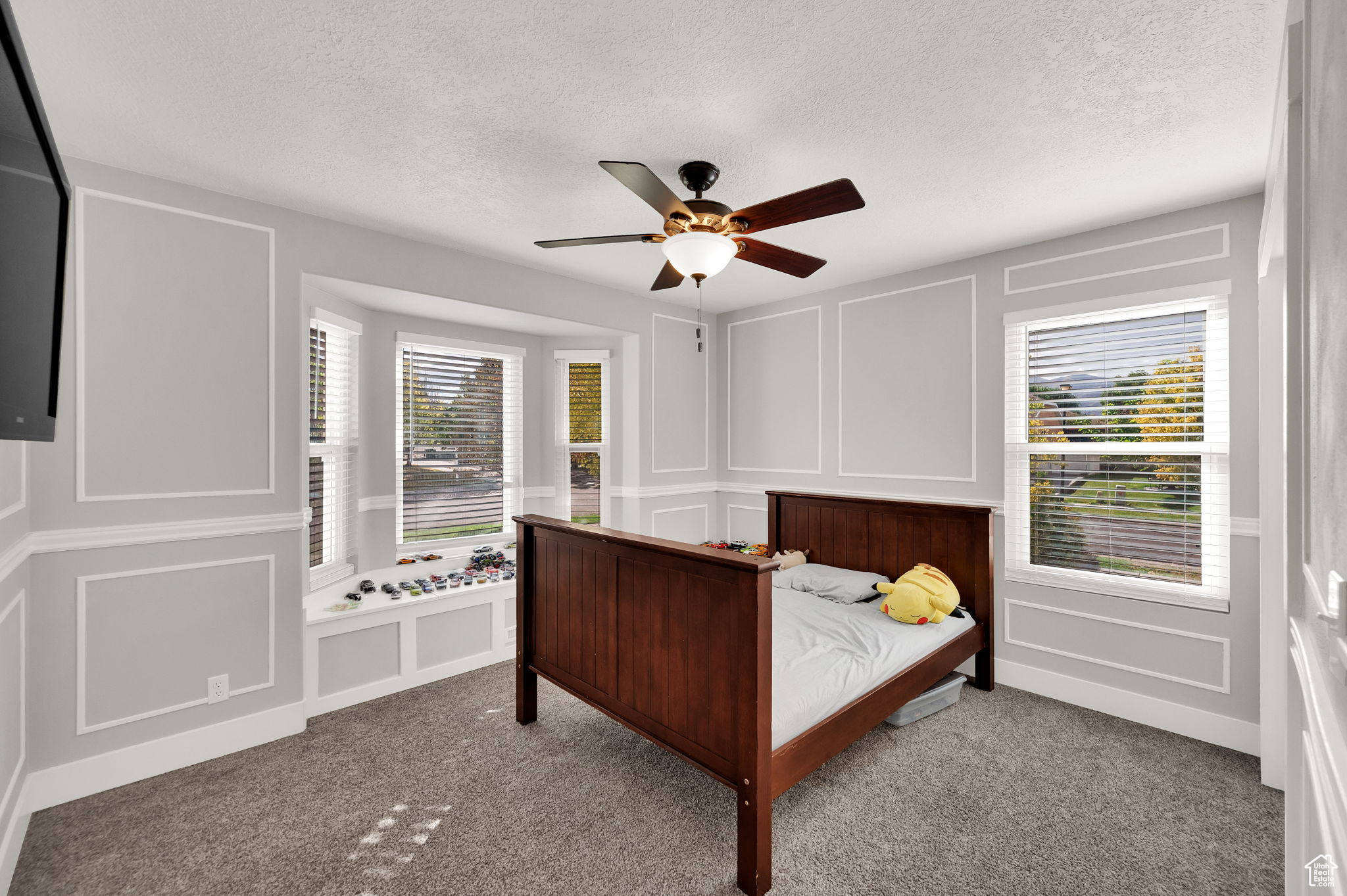 HUNTER VILLAGE PHASE - Residential