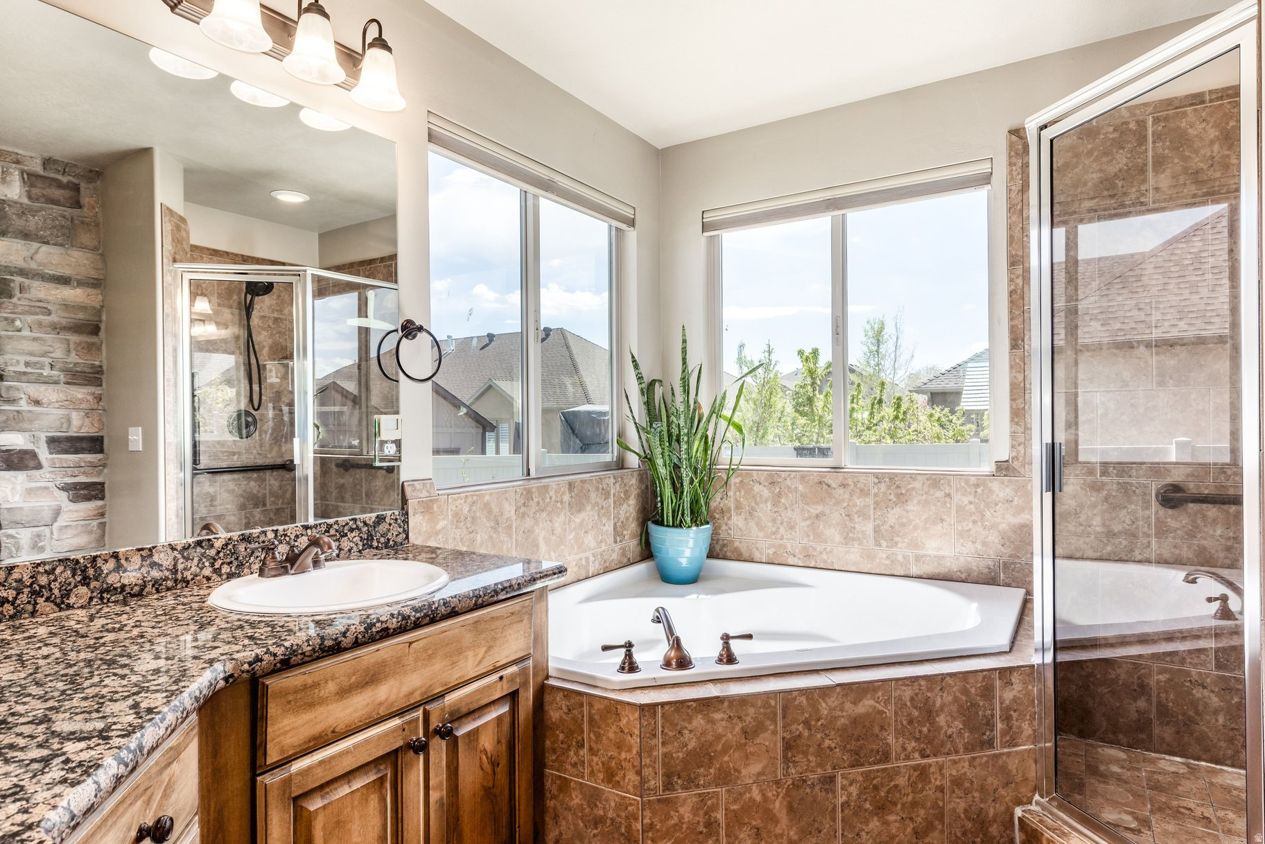 HERITAGE FARMS - Residential