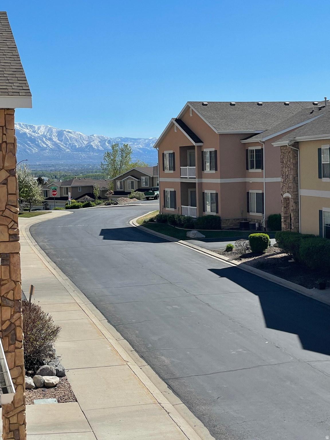 SUNRIDGE HILLS - Residential