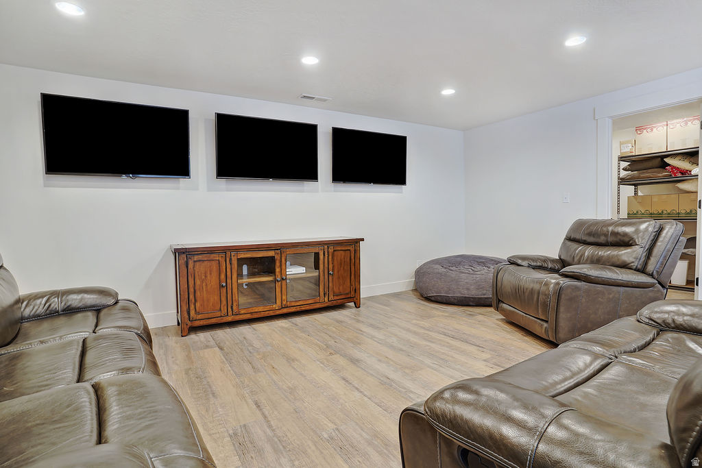 CANYON VISTA - Residential