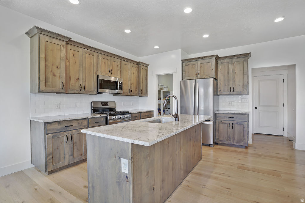 CANYON VISTA - Residential