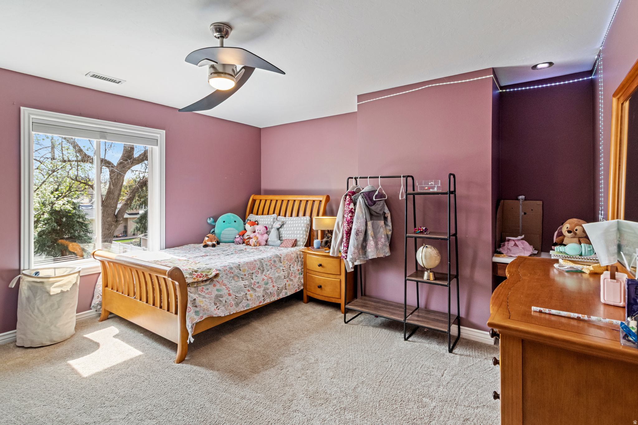 VINTAGE COURT - Residential