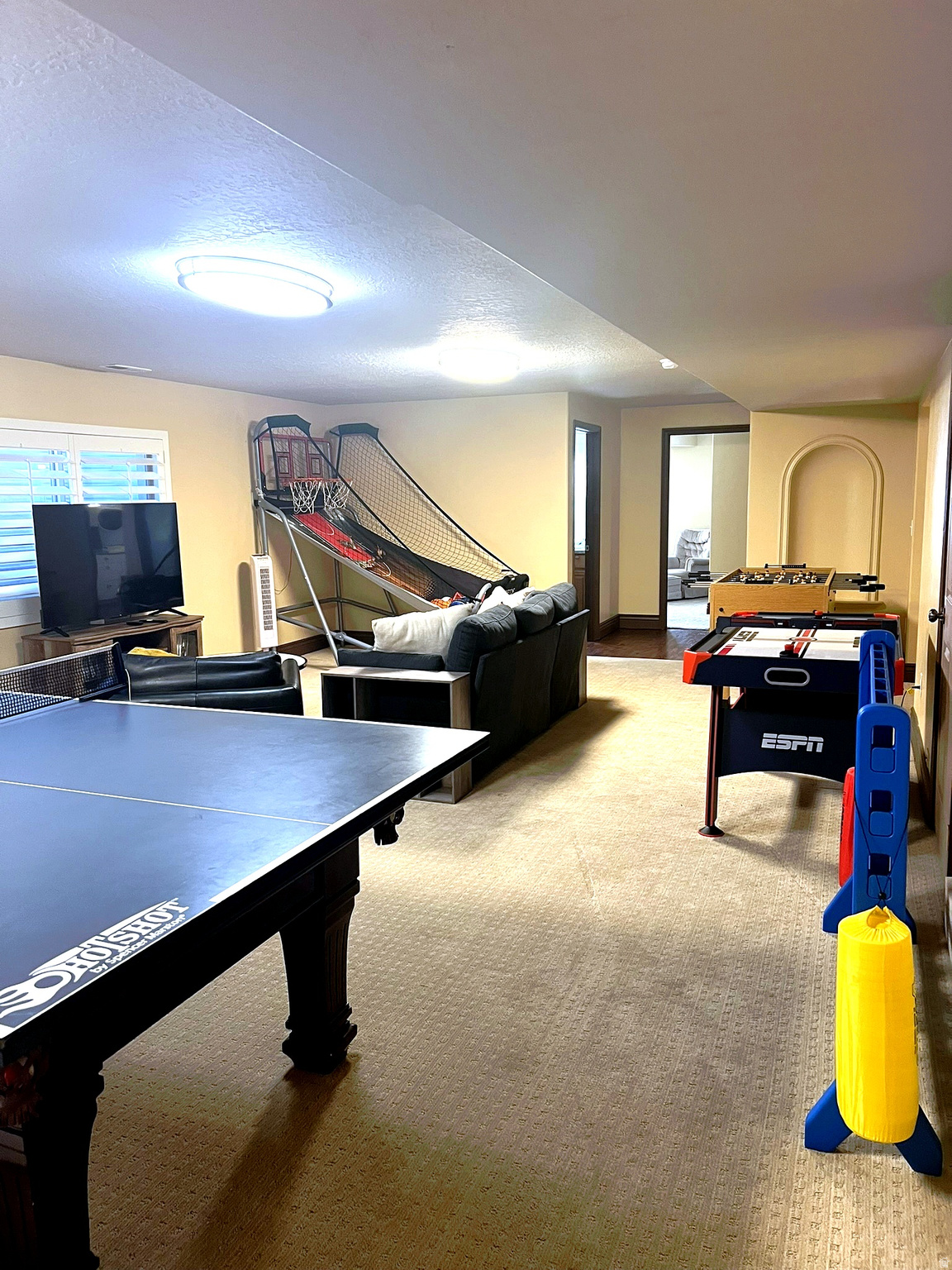 LUCAS HILLS - Residential