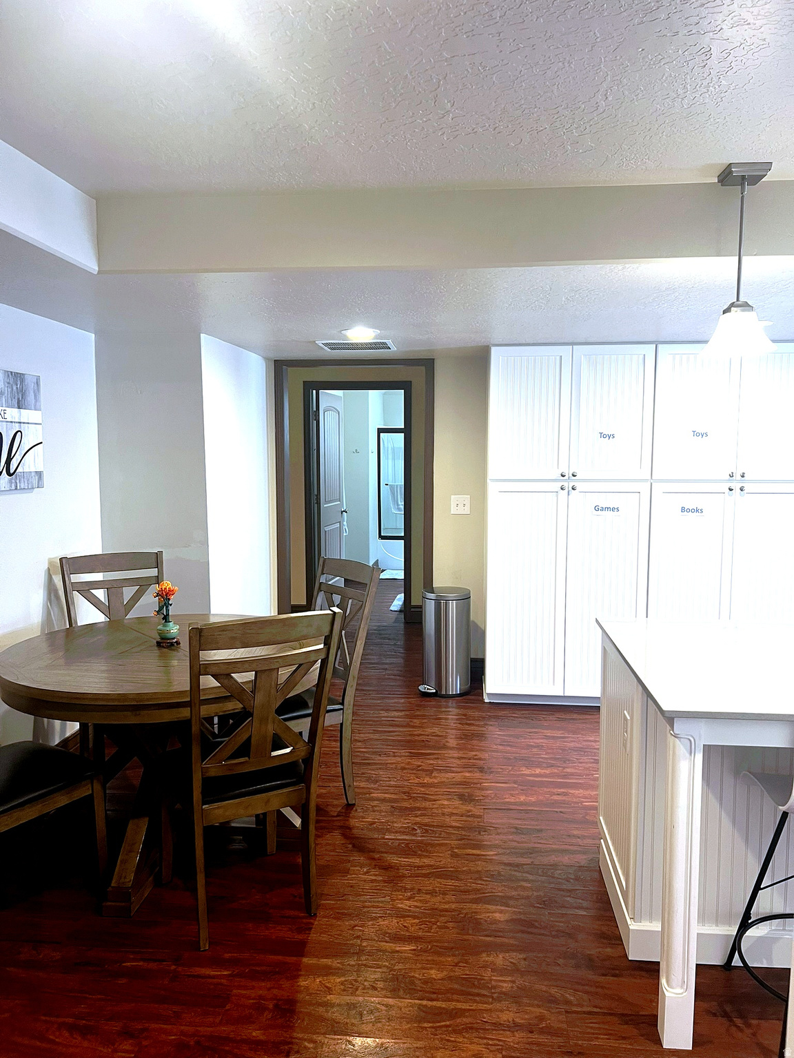LUCAS HILLS - Residential