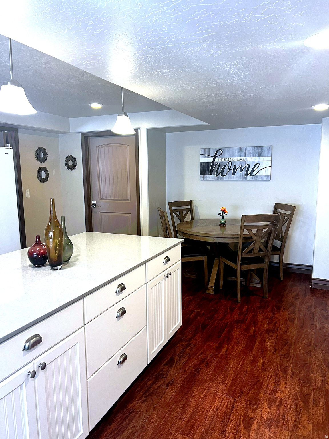 LUCAS HILLS - Residential