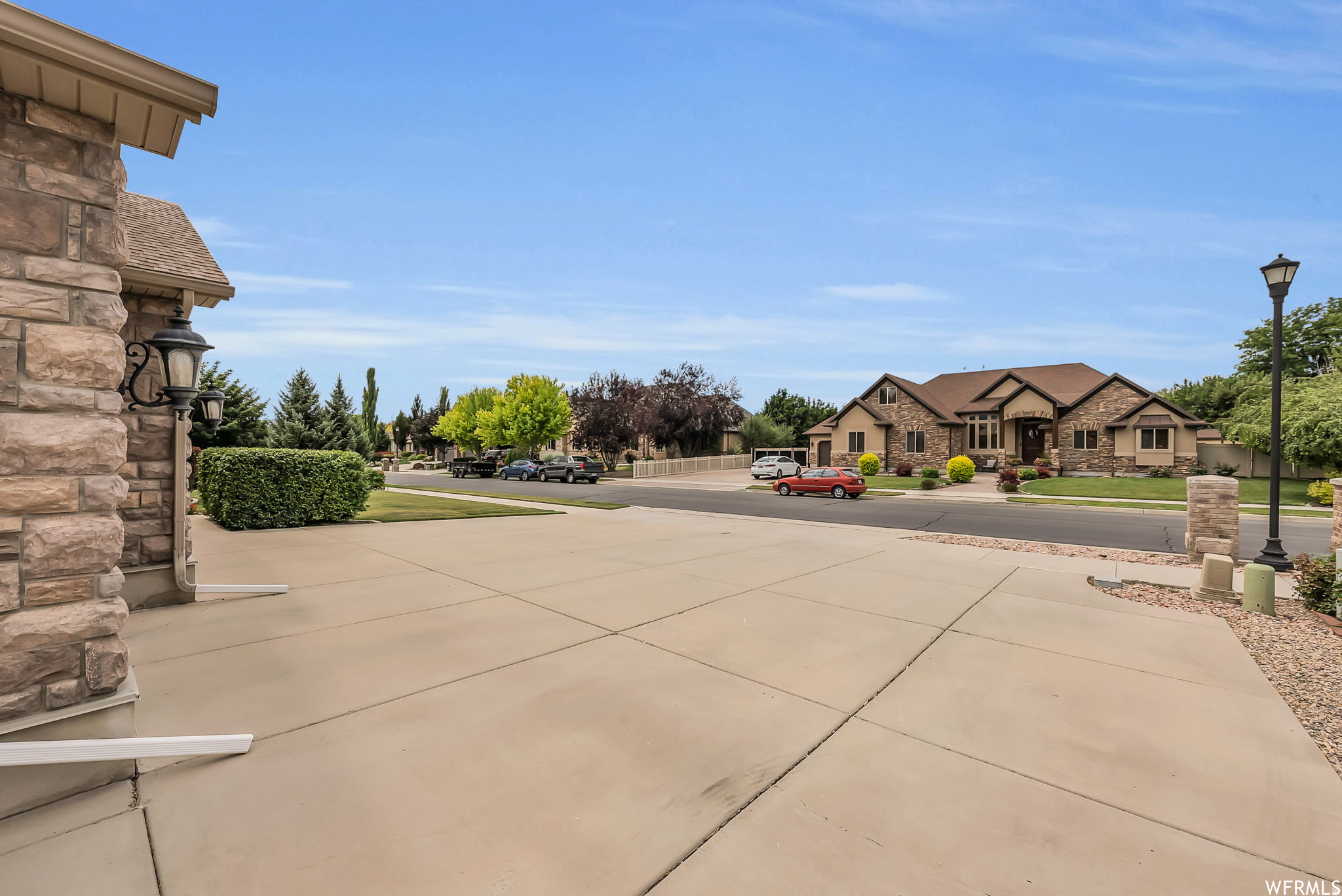 LUCAS HILLS - Residential