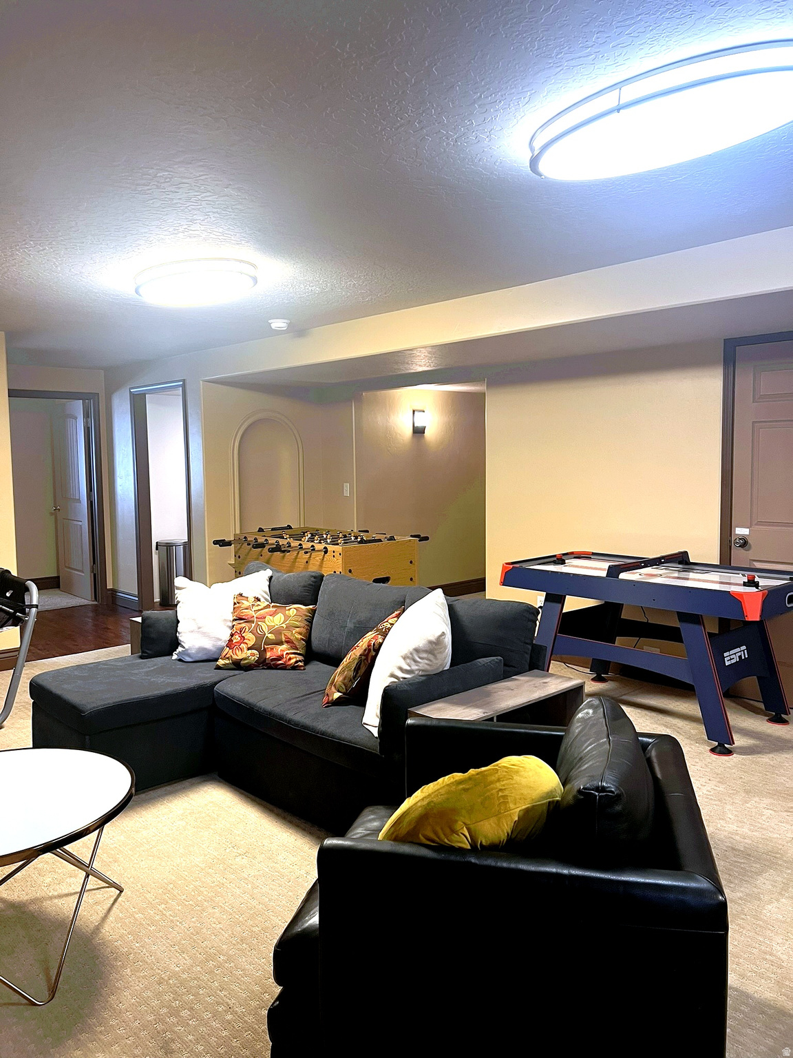 LUCAS HILLS - Residential
