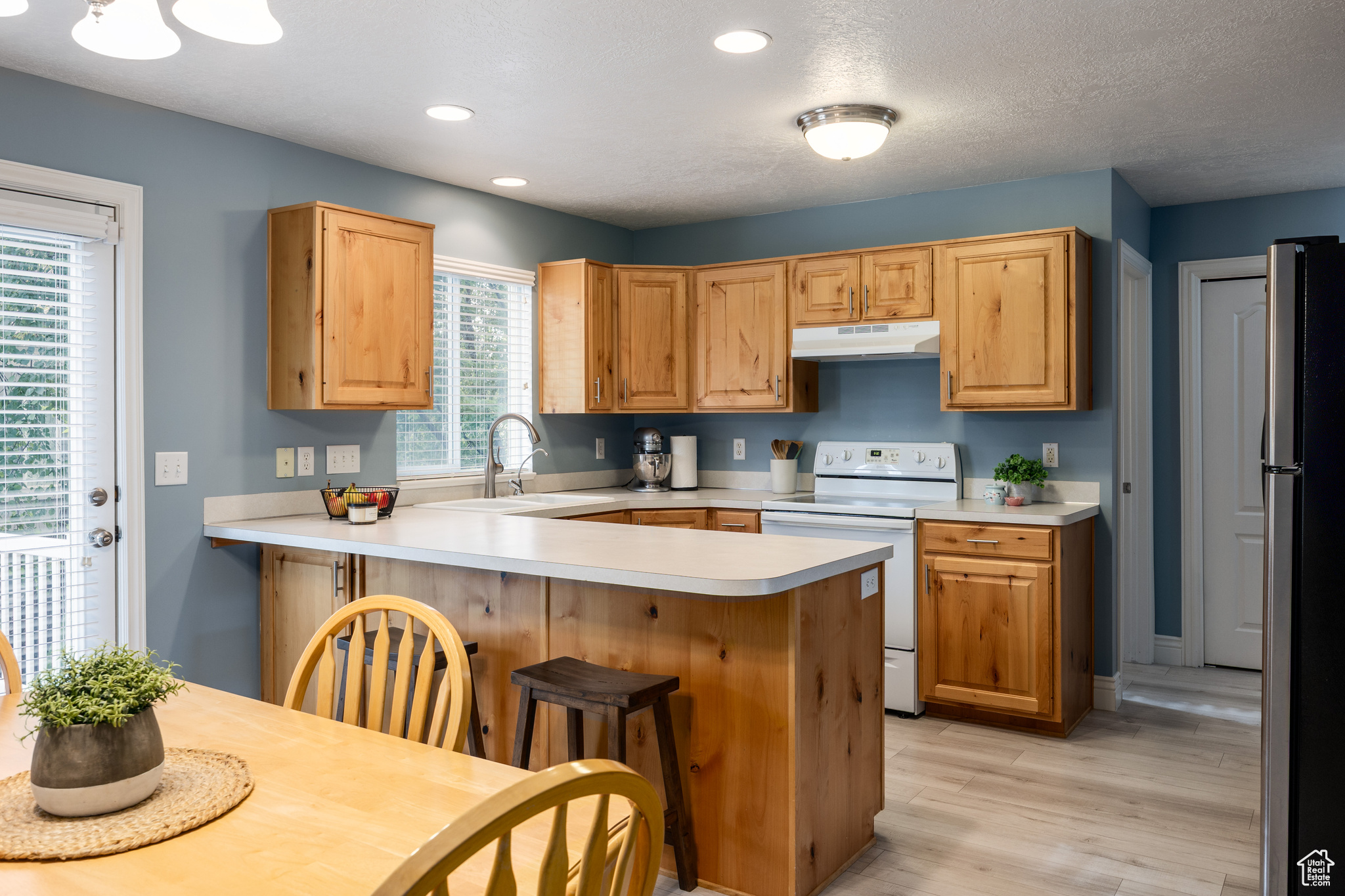 CLEARWATER COVE - Residential