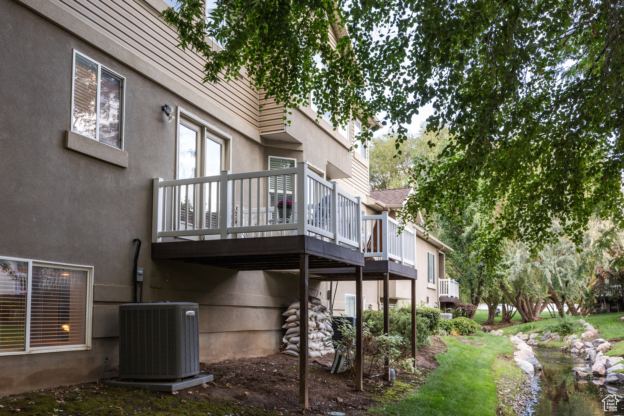 CLEARWATER COVE - Residential