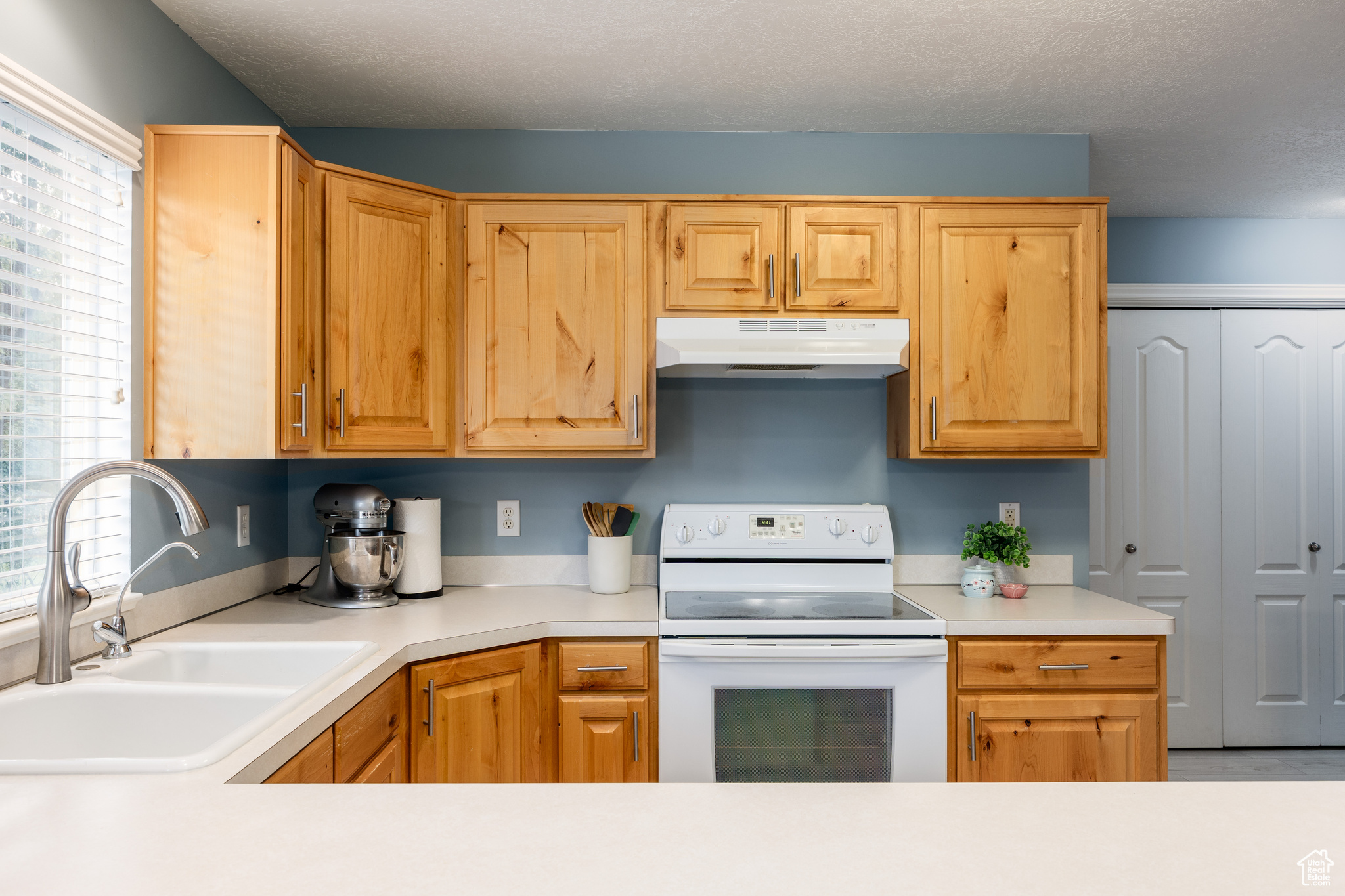 CLEARWATER COVE - Residential