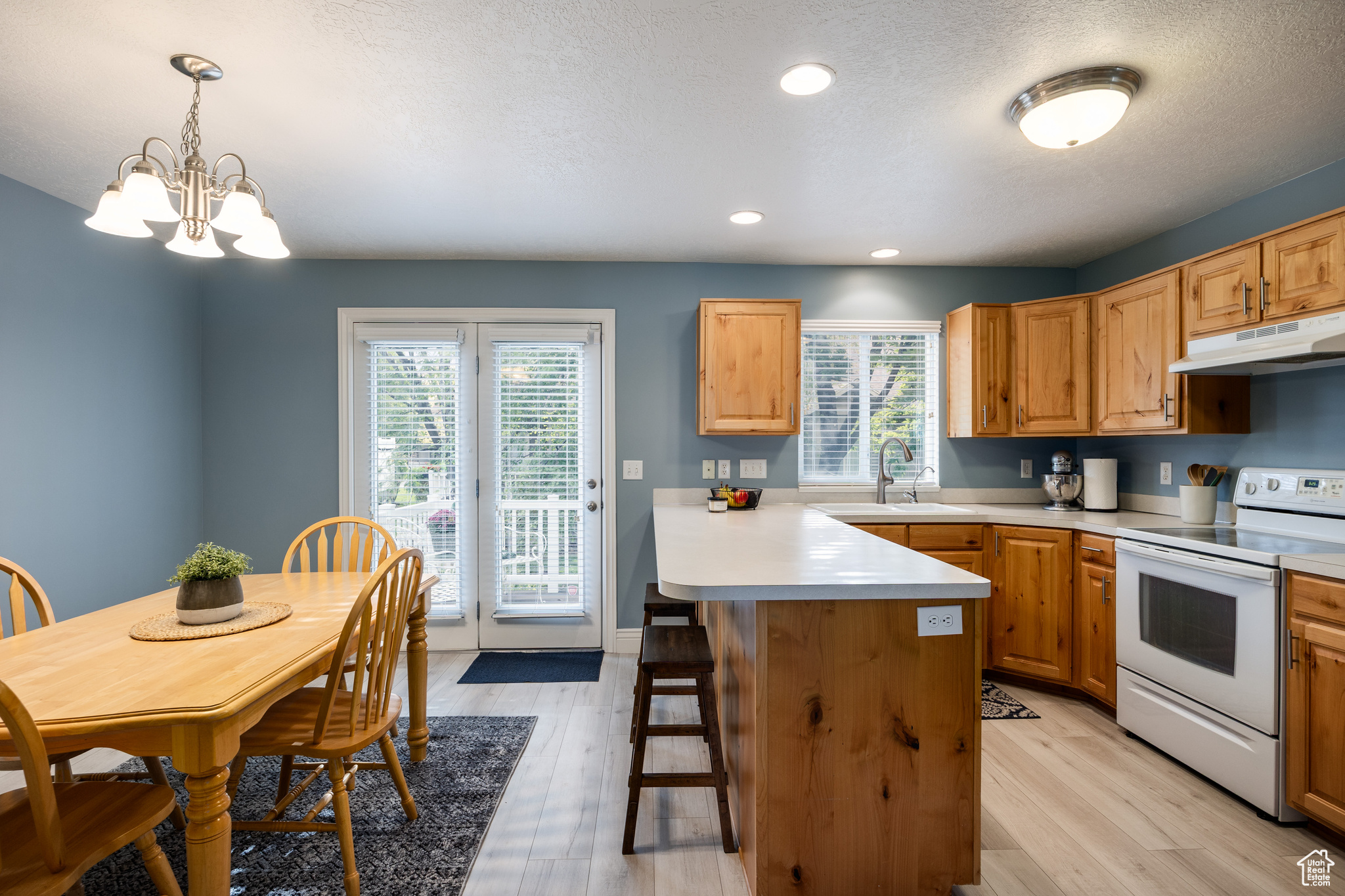 CLEARWATER COVE - Residential