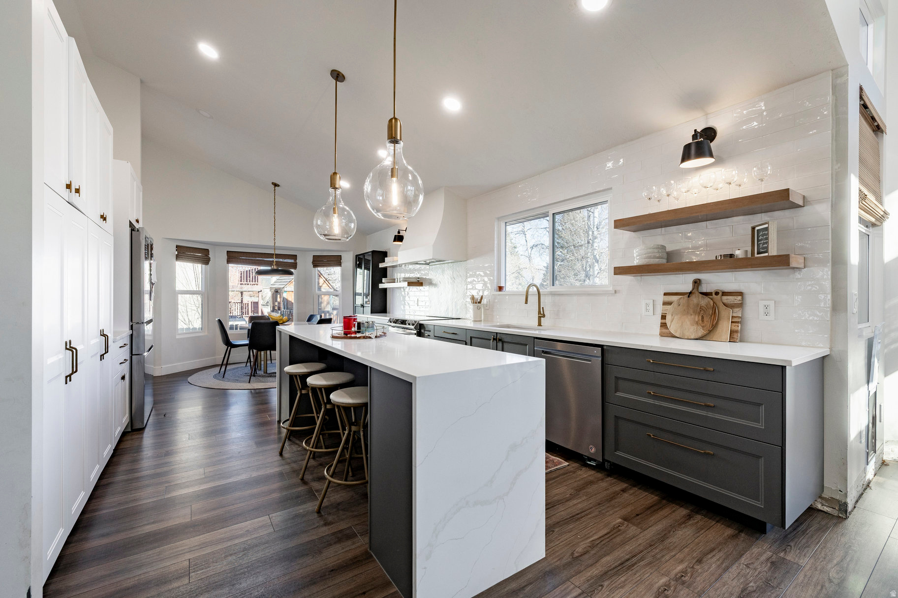 BLUFF AT HIDDEN VALLEY - Residential