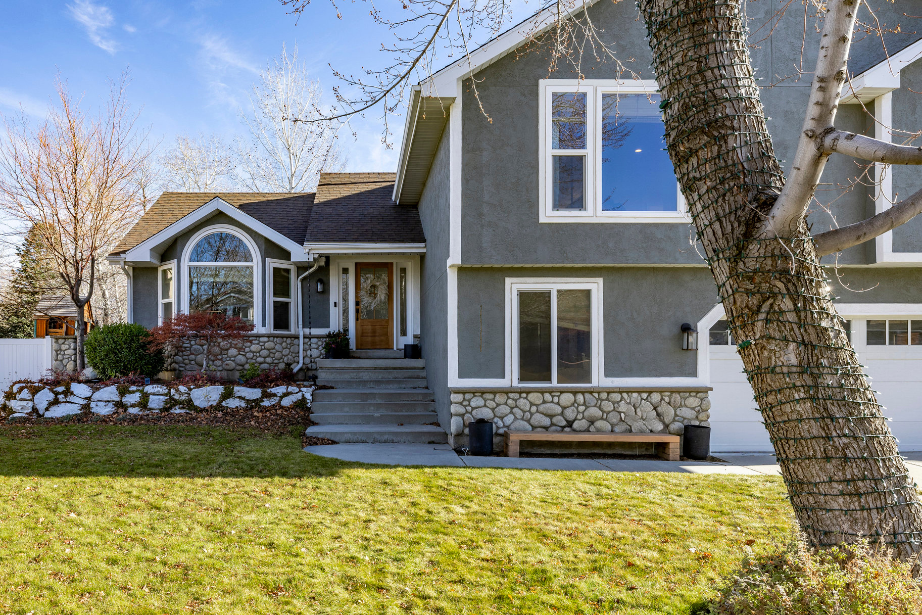 BLUFF AT HIDDEN VALLEY - Residential