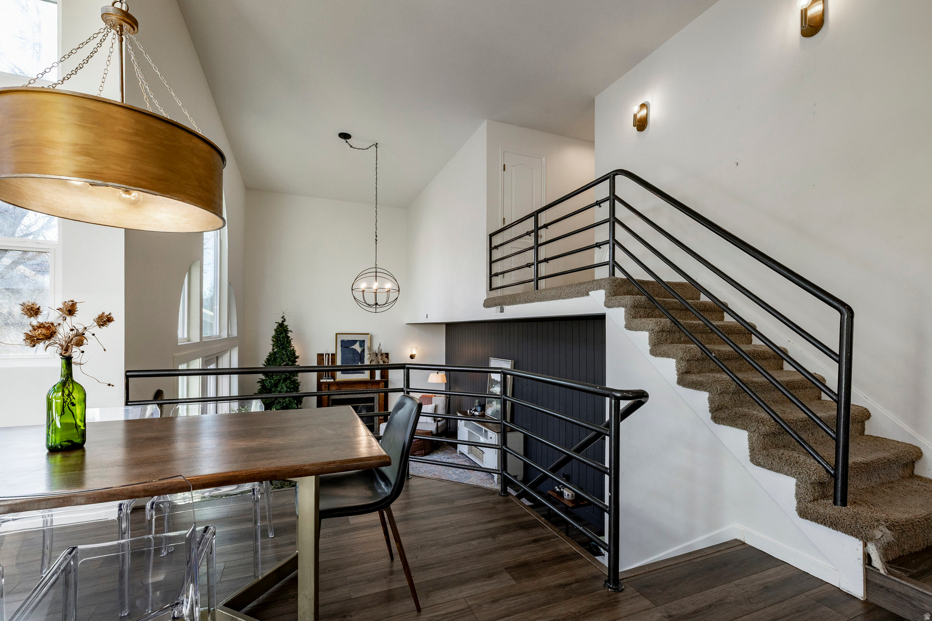 BLUFF AT HIDDEN VALLEY - Residential