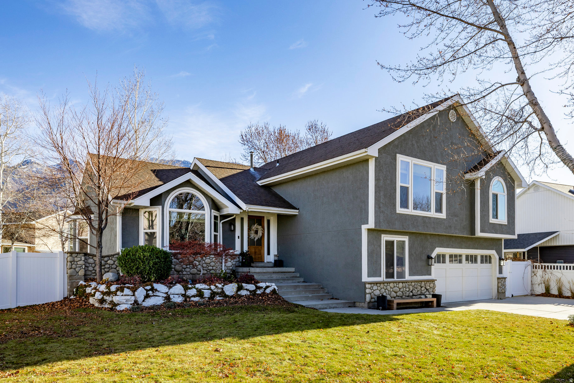 BLUFF AT HIDDEN VALLEY - Residential